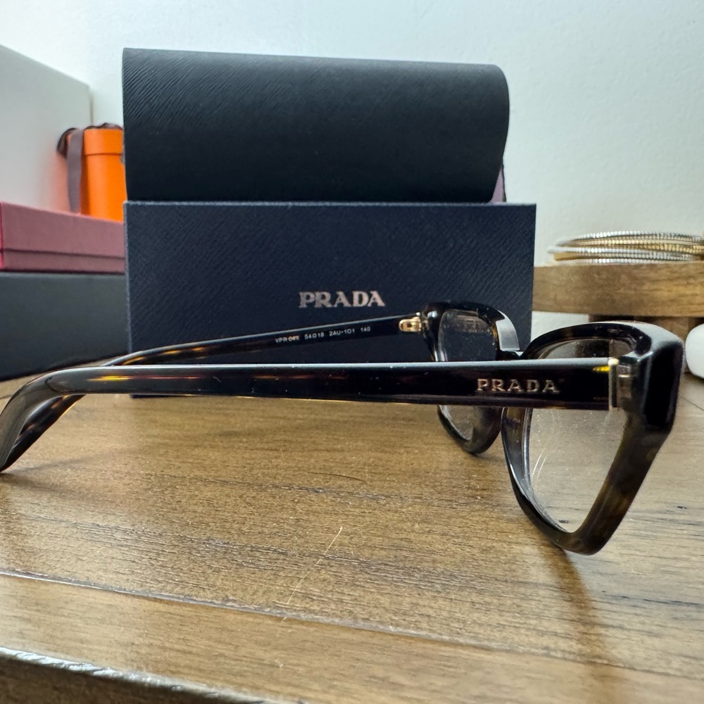 New!!!100% authentic Prada frames NWT - image 2